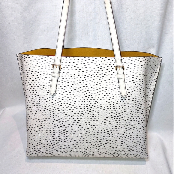 COACH Disney Mickey Mouse X Keith Harington  Mollie Tote - Picture 8 of 9